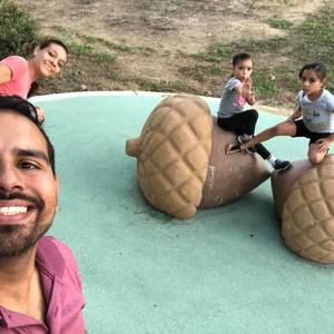 Meet your Posher, Victor daniel